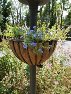 Residential Lamppost Hayrack 16 Residential Lamppost Hayrack -Outdoor Decor Art LPH18 bluedaze1600 78824.1701701983