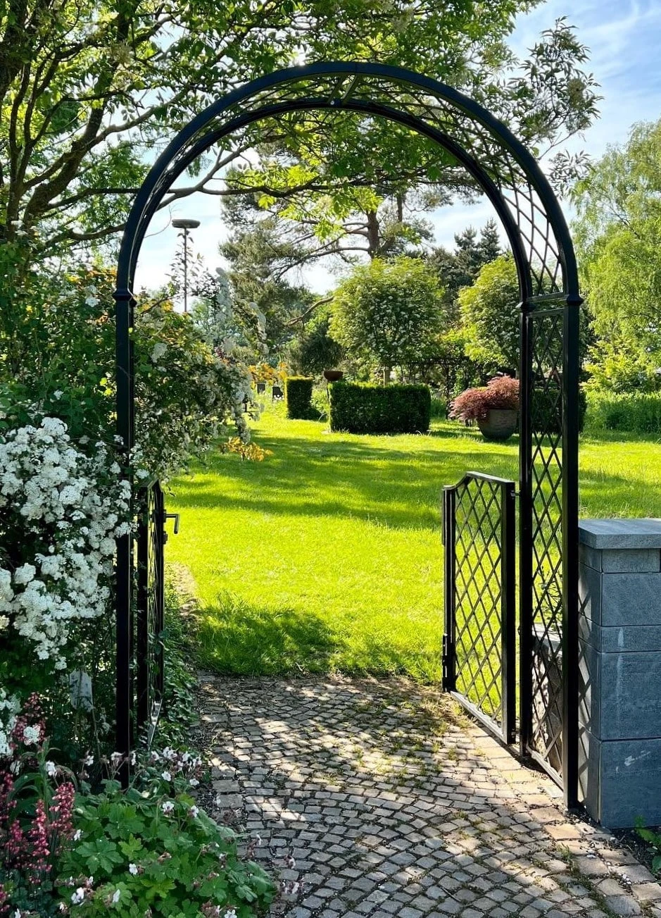 Portofino Arch + Planter | Bench | Gate | Fence Options 2 Portofino Arch + Planter | Bench | Gate | Fence Options - Image 2