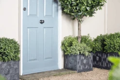 Elizabethan Family Of Planters -Outdoor Decor Art eliz1513 fl 1 44027.1676036690