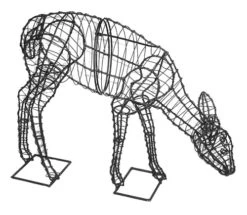 Doe Topiary