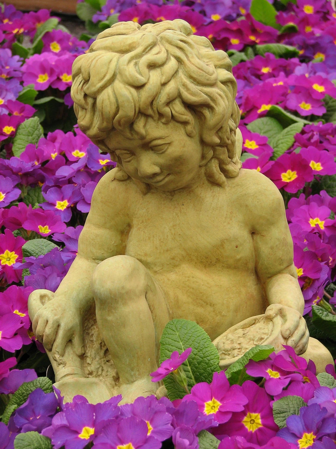 Gardening Cherub Statue 1 Gardening Cherub Statue