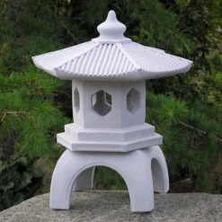 Pagoda Lantern