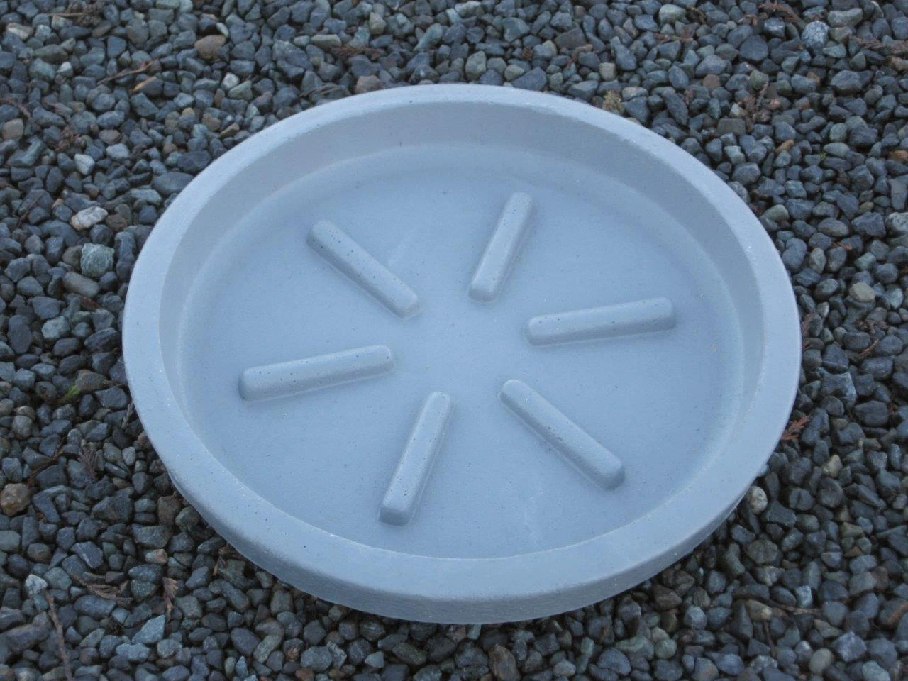 Round Saucer For Concrete Planter 5 Round Saucer For Concrete Planter - Image 5
